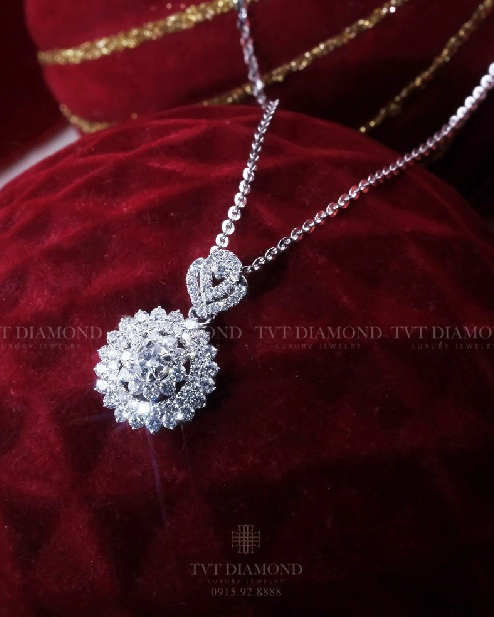 Dây chuyền kim cương gắn GIA : 5536244045 2