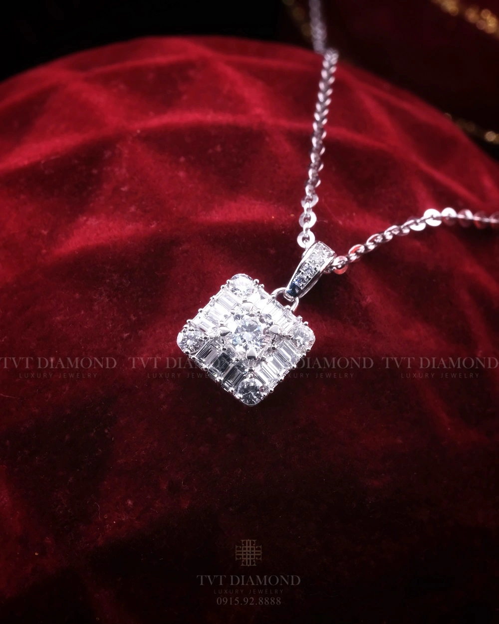 Dây chuyền kim cương vuông gắn GIA: 6535180671 1