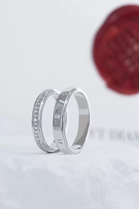 Nhẫn Cưới Vàng Trắng, 55 Kim Cương - TVT Diamond - G301595