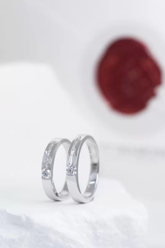 Nhẫn Cưới Vàng Trắng, 12 Kim Cương - TVT Diamond - G301528